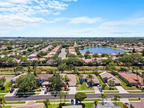 5349 Oakmont Village Circle, Lake Worth FL 33463