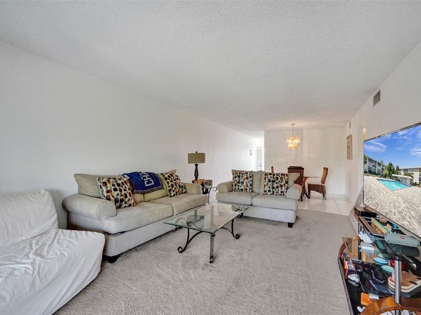 2505 Antigua Ter L3, Coconut Creek FL 33066