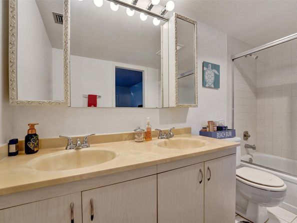 2505 Antigua Ter L3, Coconut Creek FL 33066