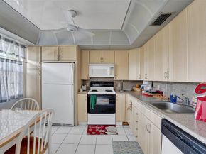 2505 Antigua Ter L3, Coconut Creek FL 33066