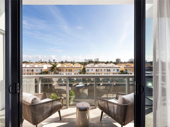 80 Hendricks Isle PH 2, Fort Lauderdale FL 33301