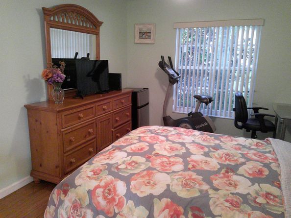 9492 Swansea Lane, West Palm Beach FL 33411