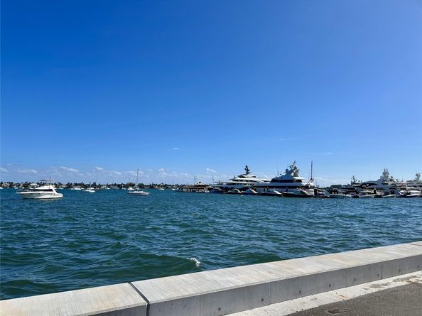 4500 N Flagler Dr B7, West Palm Beach FL 33407