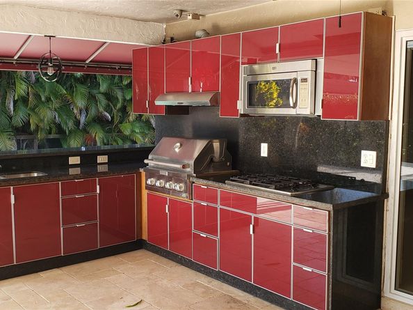861 NW 116th Ave, Plantation FL 33325