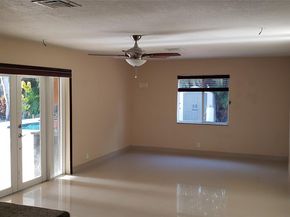 861 NW 116th Ave, Plantation FL 33325