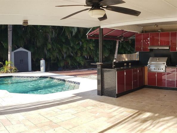 861 NW 116th Ave, Plantation FL 33325