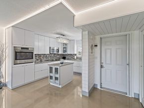 100 Waterway Road E305, Tequesta FL 33469