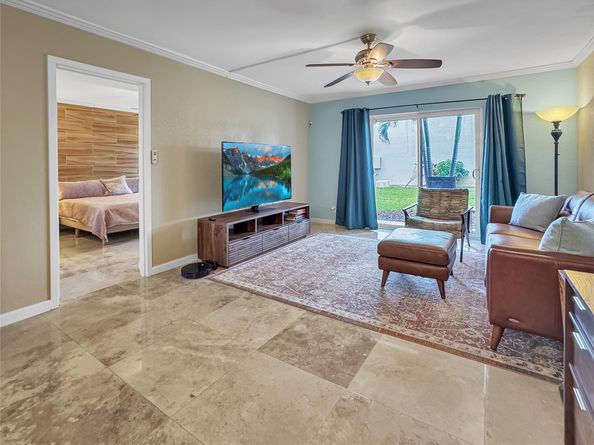 333 NW 17th Ct 103B, Fort Lauderdale FL 33311