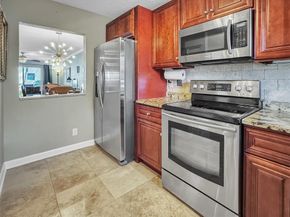 333 NW 17th Ct 103B, Fort Lauderdale FL 33311