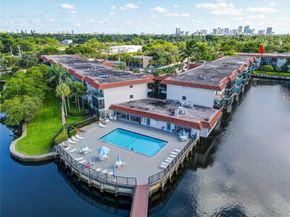333 NW 17th Ct 103B, Fort Lauderdale FL 33311