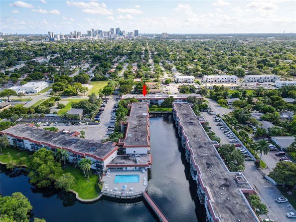 333 NW 17th Ct 103B, Fort Lauderdale FL 33311