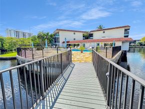 333 NW 17th Ct 103B, Fort Lauderdale FL 33311