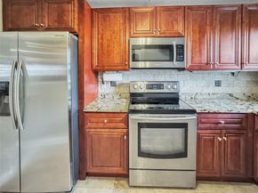 333 NW 17th Ct 103B, Fort Lauderdale FL 33311