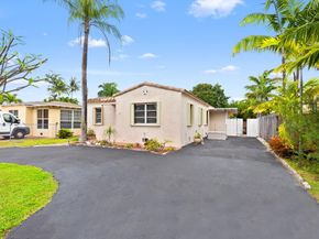 1340 Adams St, Hollywood FL 33019