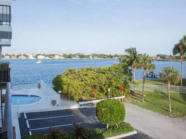 301 Croton Avenue 303, Lantana FL 33462