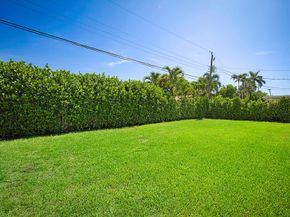 2445 SE 7th St, Pompano Beach FL 33062