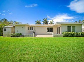 2445 SE 7th St, Pompano Beach FL 33062