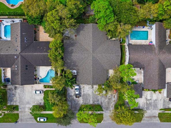 1577 Hawthorne Place, Wellington FL 33414