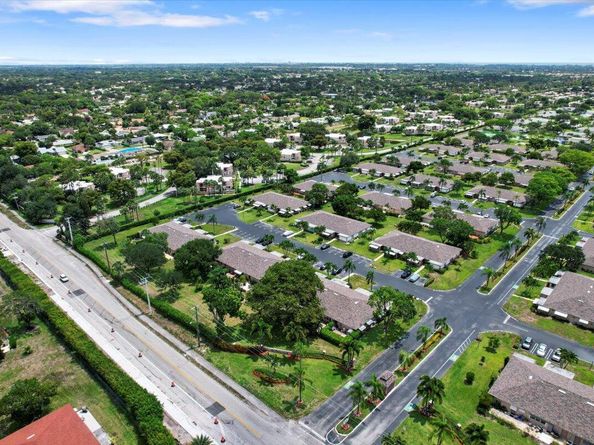 1422 High Point Way NW B, Delray Beach FL 33445