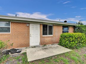 605 S D St, Lake Worth Beach FL 33460