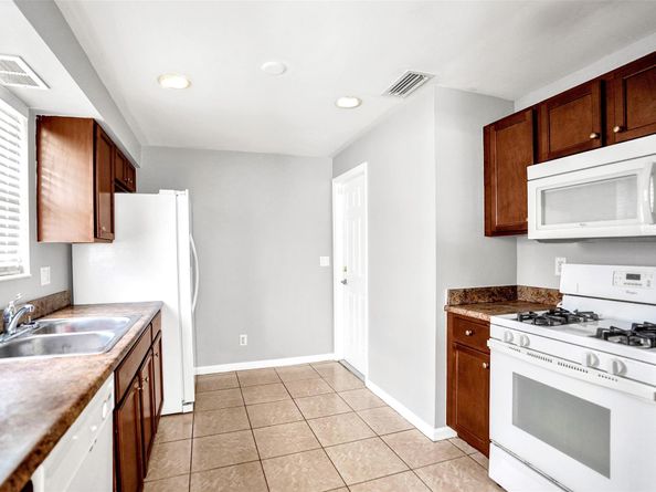 605 S D St, Lake Worth Beach FL 33460