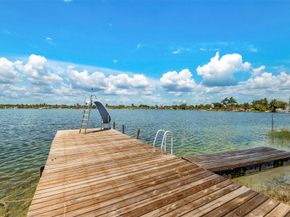 17610 NW 82nd Ct, Hialeah FL 33015