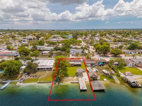 17610 NW 82nd Ct, Hialeah FL 33015