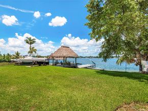 17610 NW 82nd Ct, Hialeah FL 33015