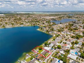 17610 NW 82nd Ct, Hialeah FL 33015