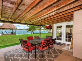 17610 NW 82nd Ct, Hialeah FL 33015