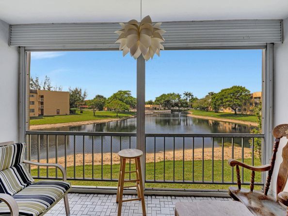 5860 NW 64th Ave 201, Tamarac FL 33319