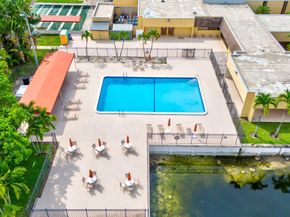 5860 NW 64th Ave 201, Tamarac FL 33319