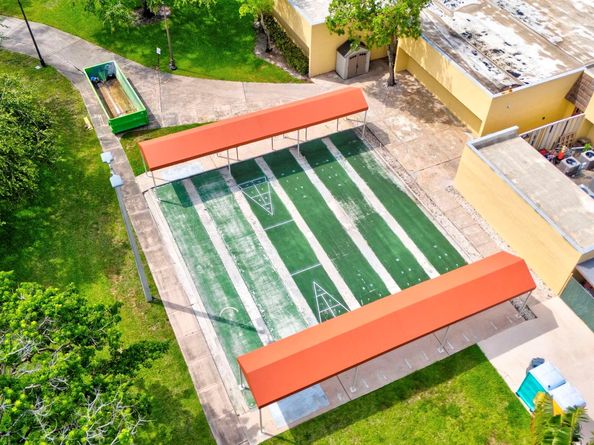 5860 NW 64th Ave 201, Tamarac FL 33319