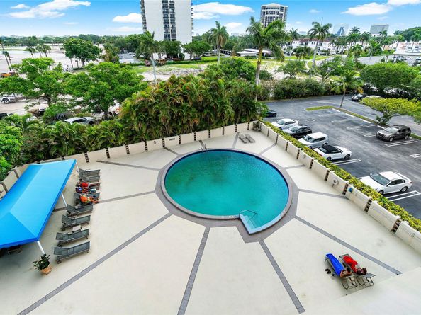 2400 Presidential Way 503, West Palm Beach FL 33401