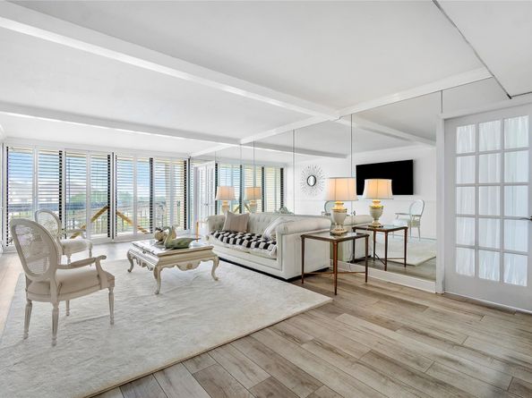 2400 Presidential Way 503, West Palm Beach FL 33401