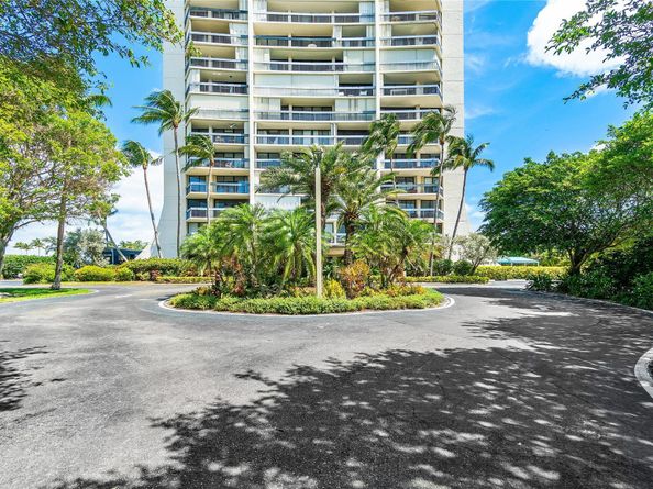 2400 Presidential Way 503, West Palm Beach FL 33401
