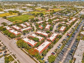 5230 NE 6th Ave 24C, Oakland Park FL 33334