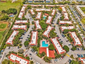 5230 NE 6th Ave 24C, Oakland Park FL 33334