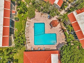 5230 NE 6th Ave 24C, Oakland Park FL 33334