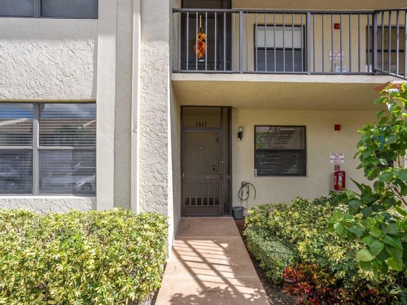 7892 Willow Spring Drive 1517, Lake Worth FL 33467