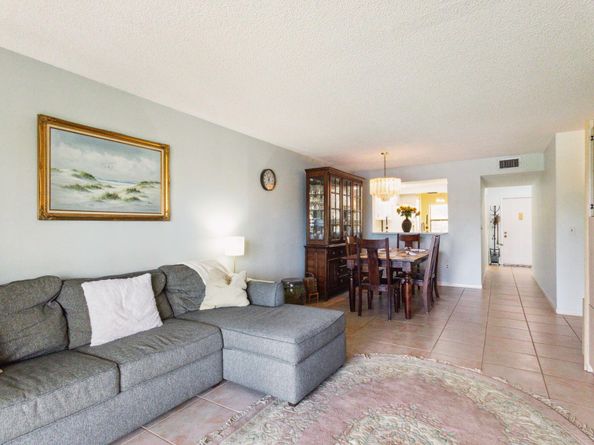 7892 Willow Spring Drive 1517, Lake Worth FL 33467
