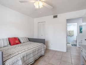 7892 Willow Spring Drive 1517, Lake Worth FL 33467