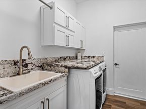 6672 NW 63rd Way, Parkland FL 33067