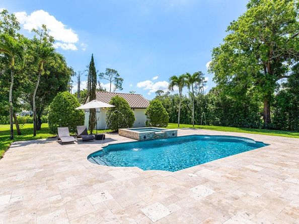 6672 NW 63rd Way, Parkland FL 33067