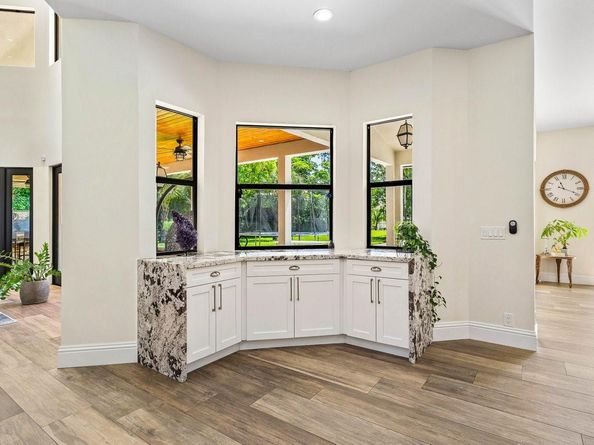 6672 NW 63rd Way, Parkland FL 33067