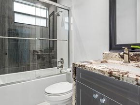6672 NW 63rd Way, Parkland FL 33067