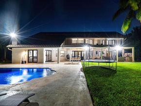 6672 NW 63rd Way, Parkland FL 33067