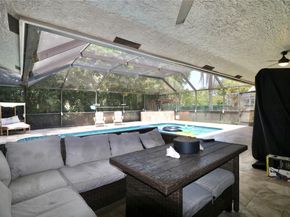 10859 NW 14th St, Coral Springs FL 33071