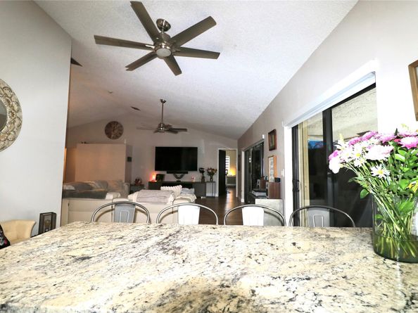 10859 NW 14th St, Coral Springs FL 33071