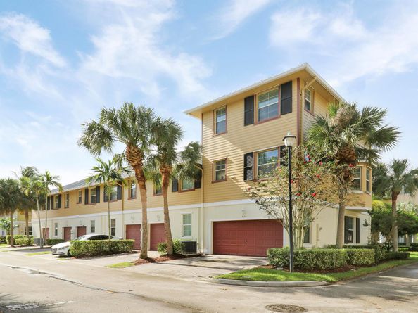 4154 St Lukes Lane, Jupiter FL 33458